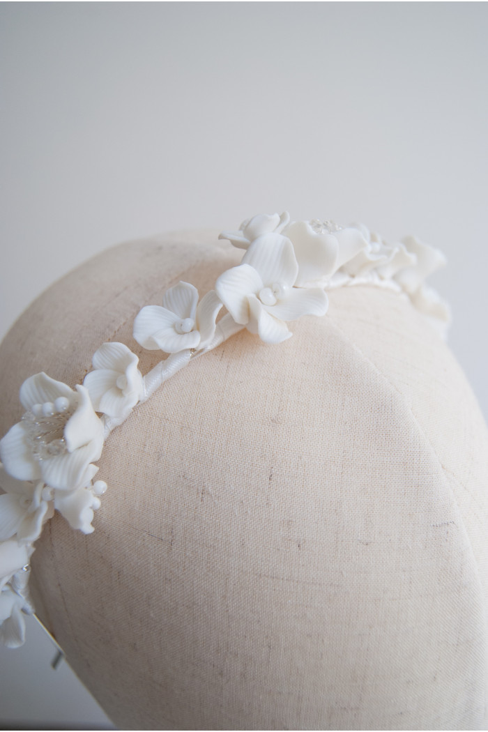 Headband with ceramic flowers